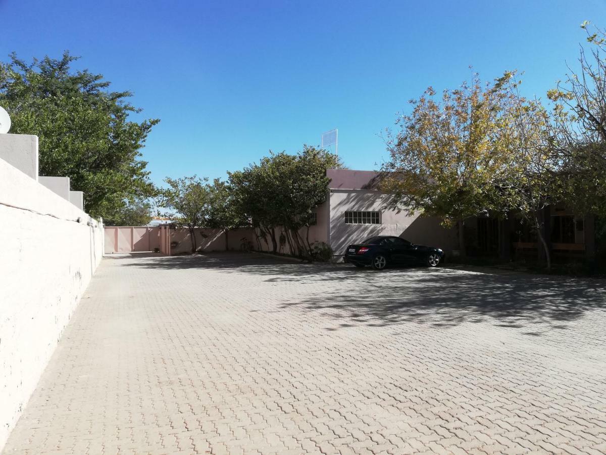 Anandi Guesthouse Mariental Exterior photo